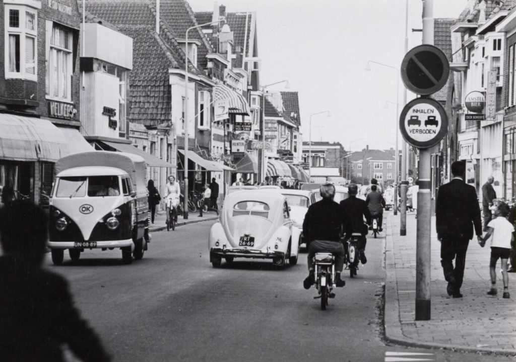 Breestraat Beverwijk (jaartal: 1960 tot 1970) - Foto's SERC